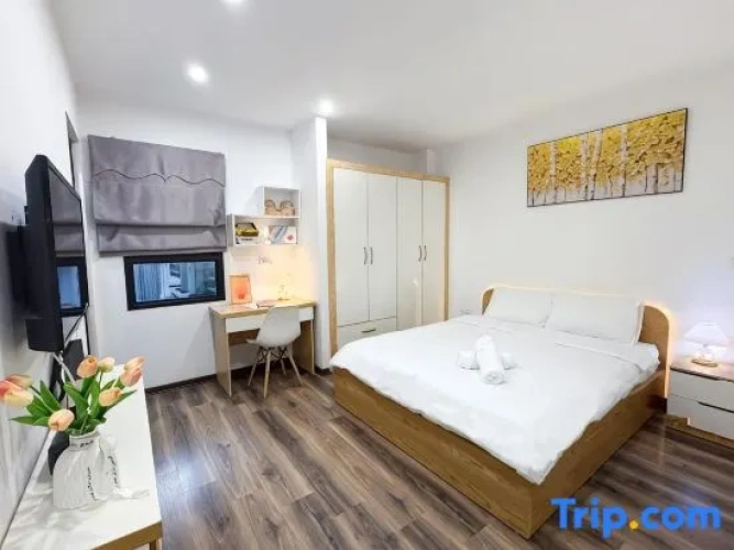 1 Bedroom Standard Double room with street view