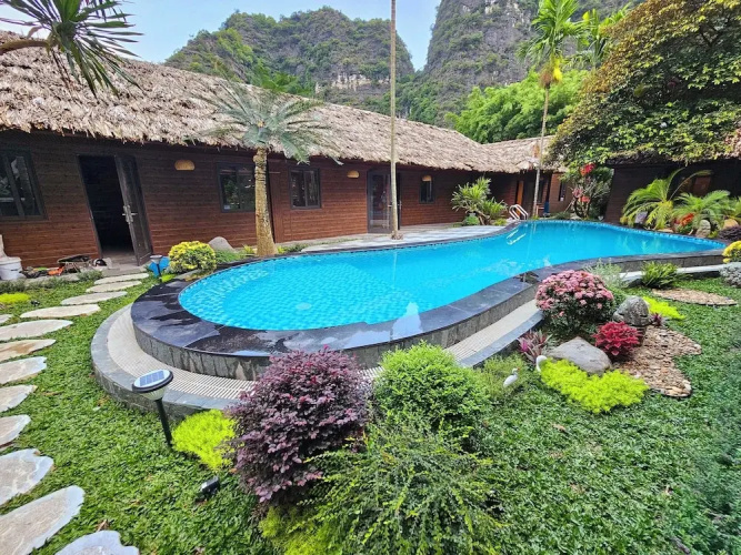 An Riverside Ecolodge