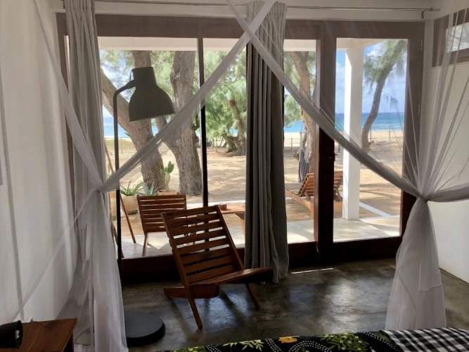 Comfort room with sea view