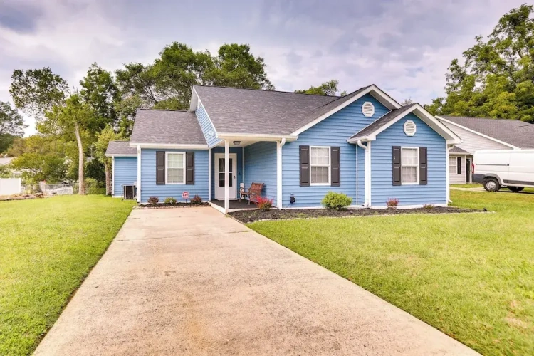 3 Bedrooms Cottage