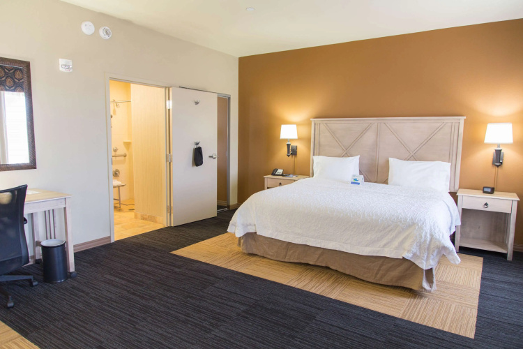 Hampton Inn & Suites Dodge City