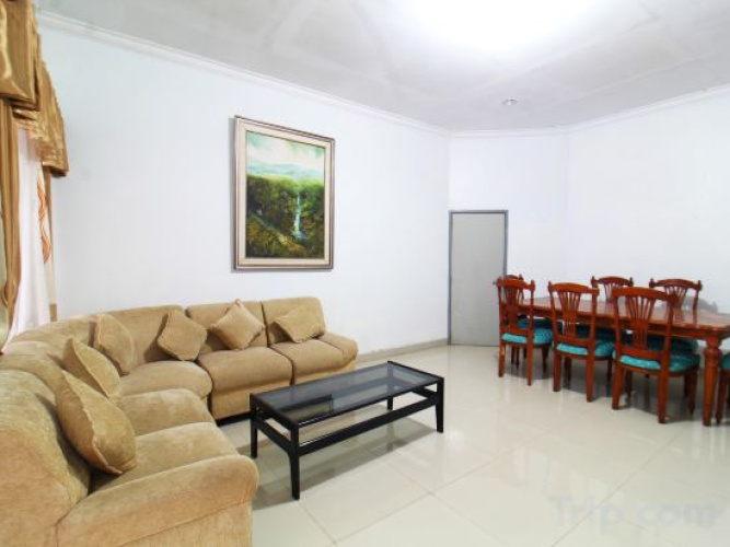 Tripletree Sinergi Hotel Tretes