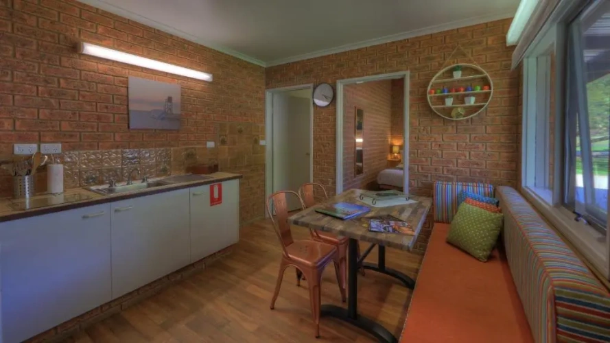 2 Bedrooms Apartment