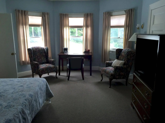 Castle Manor Inn