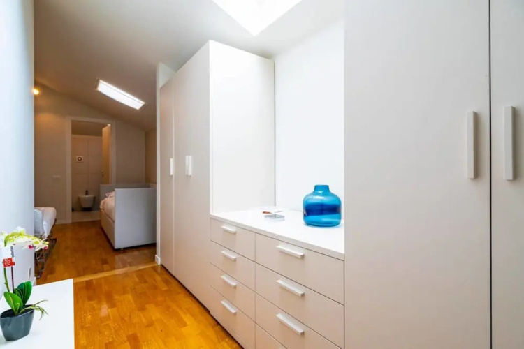 Classy Milanese Stay near Sforza Castle