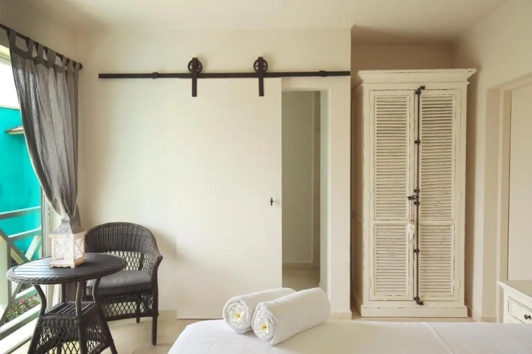 Ocean Breeze Boutique Hotel & Marina