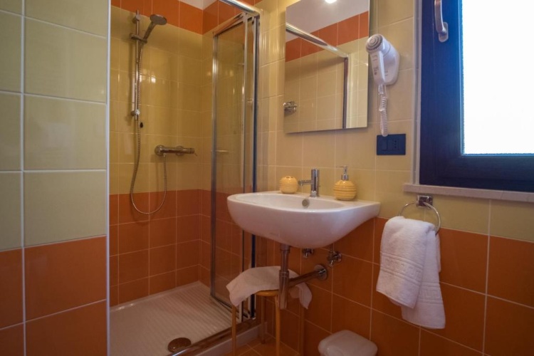 Comfort Triple room
