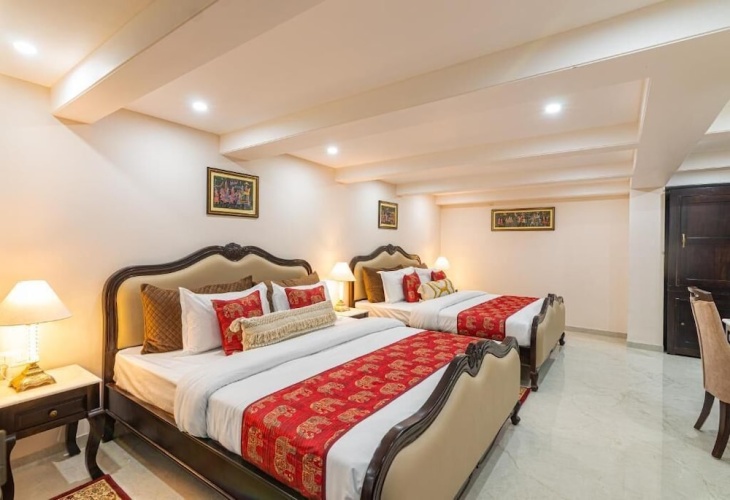 Standard Quadruple Family room with city view