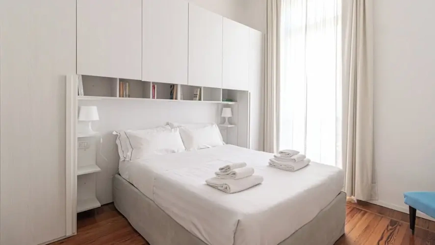 2 Bedrooms Apartment
