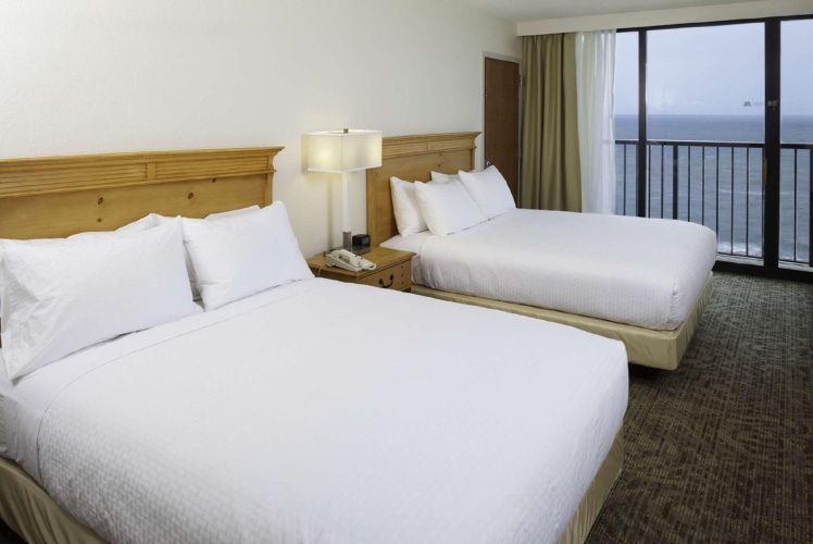 Standard Quadruple room with balcony and with ocean view