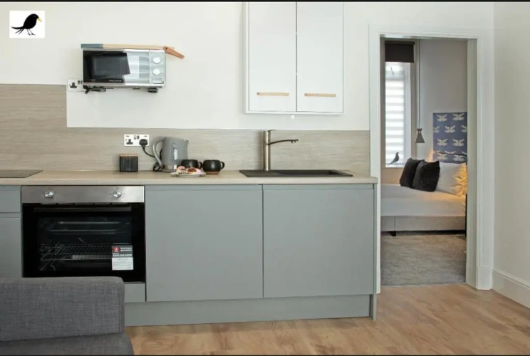 1 Bedroom Apartment
