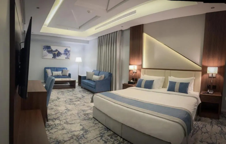 Level Nine Hotel