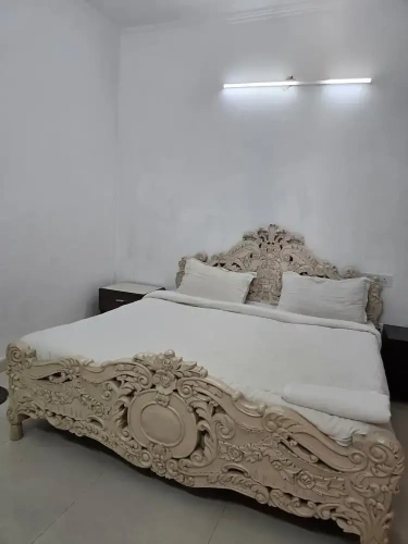 Deluxe Double Basement room
