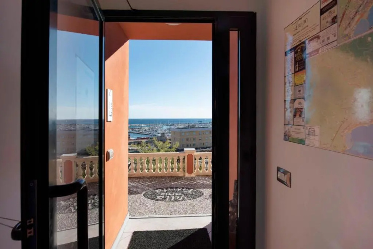 Trilocale in villa Apt 5