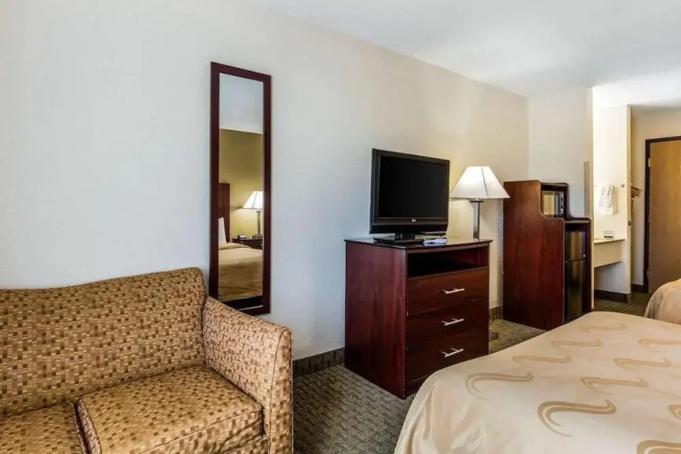 Quality Inn