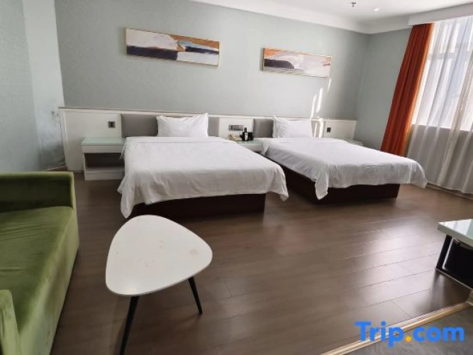 Standard Twin Family room