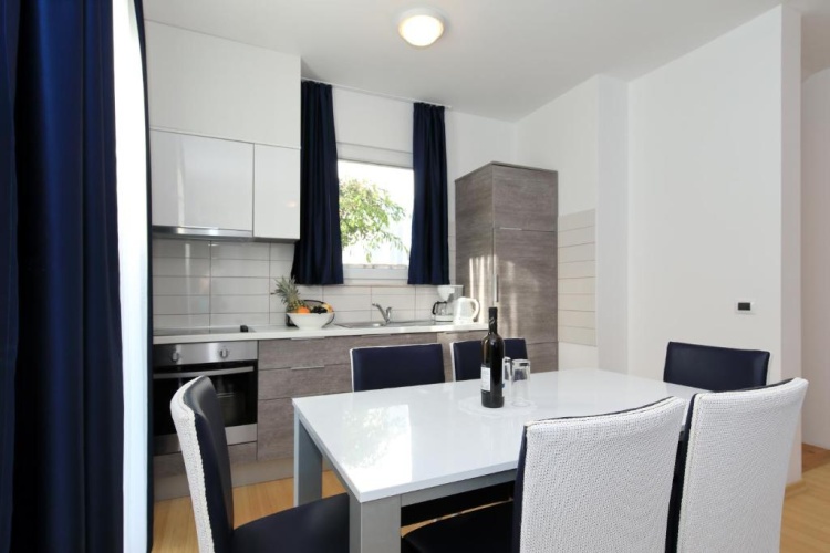 2 Bedrooms Premium Apartment