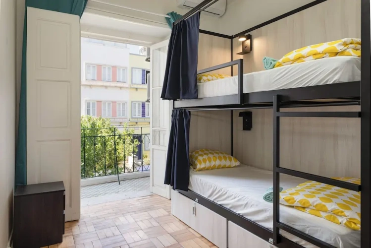 Bed in Dorm