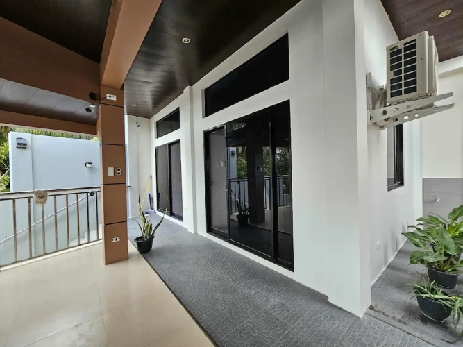 Apartment with balcony