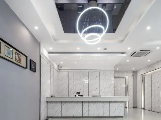 Danzhou Junyi Hotel