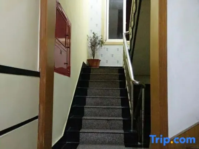 Xiangshan julongwan Hotel