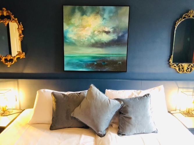 3 Bedrooms Apartment