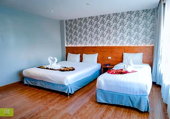 Standard Triple room