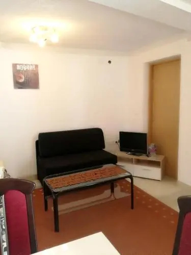 Apartment Ul. Mali Dol - 2