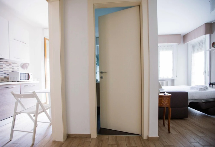 Lorenteggio Studio Apt