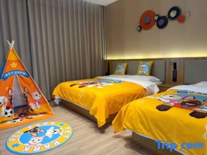 Deluxe Family room