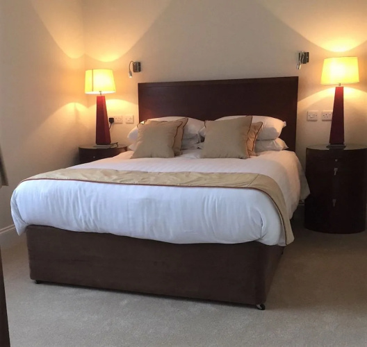 Kings Park Hotel
