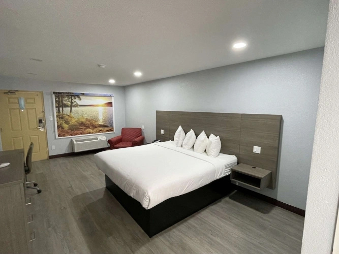 Standard Sextuple room