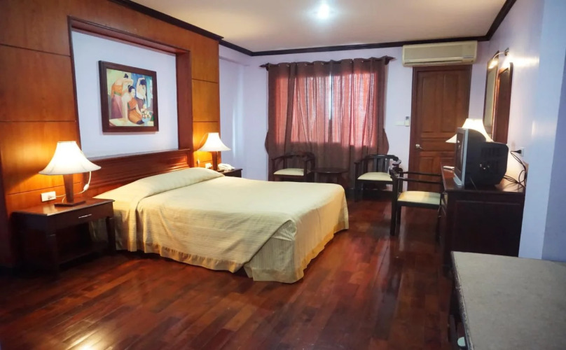 Vansana Riverside HotelOver view