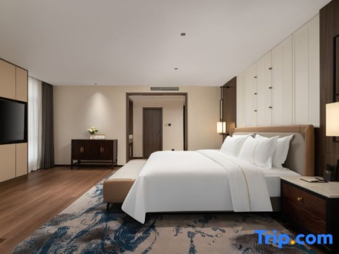 Standard Double room with view