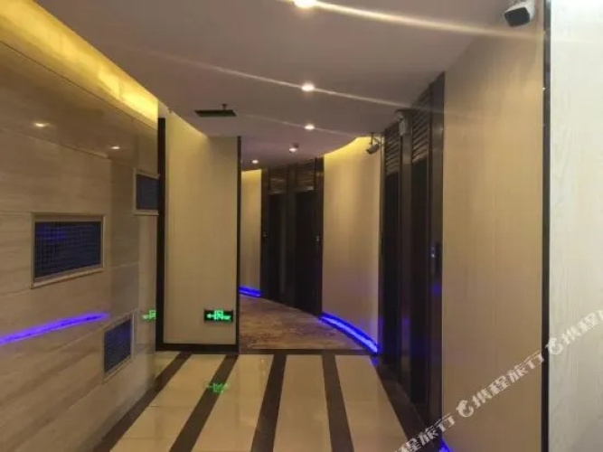 Runjia Hotel