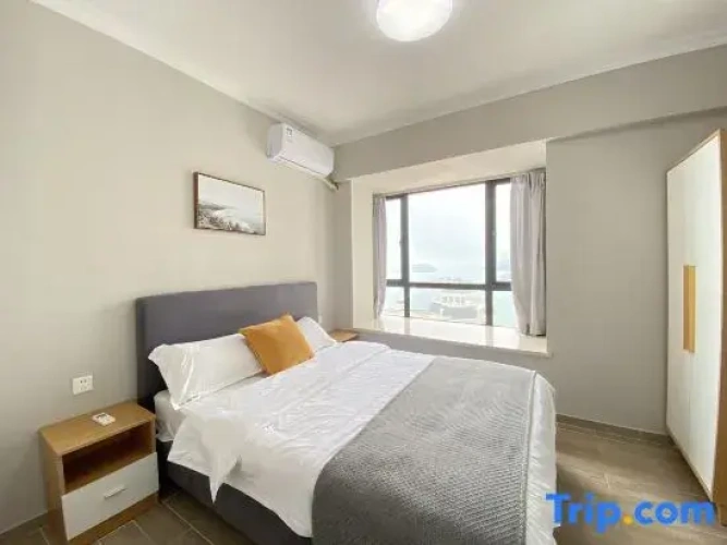Suite with view