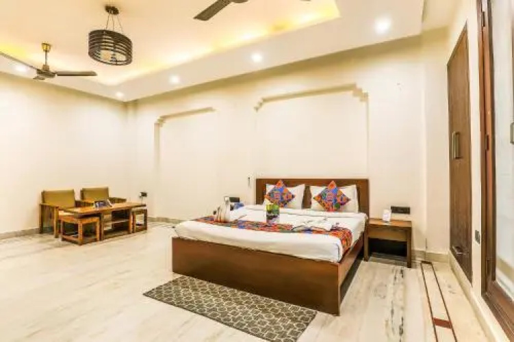 OYO 7785 Kumar Residency