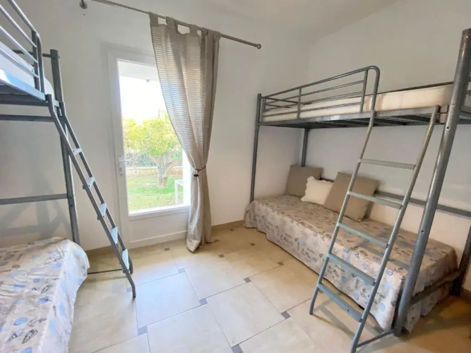2 Bedrooms Cottage