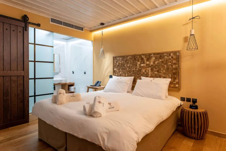 5 Raches Suites