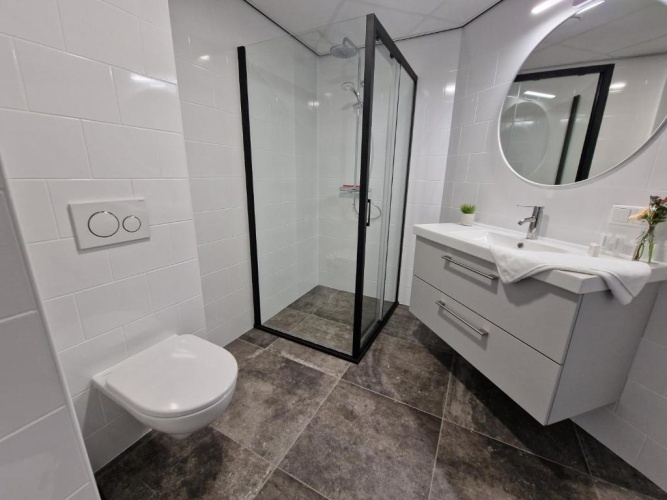 2 Bedrooms Twin Apartment
