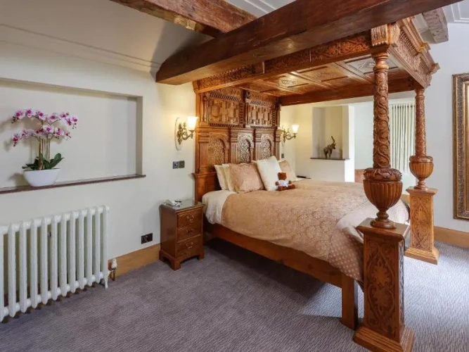Standard Suite