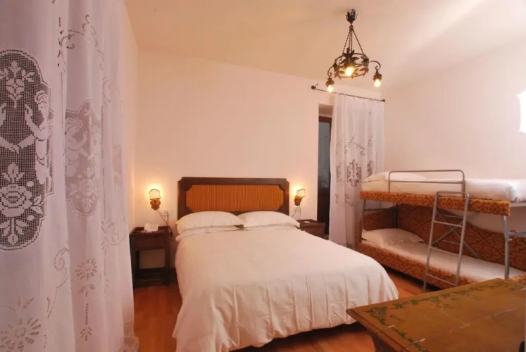 Deluxe Triple room