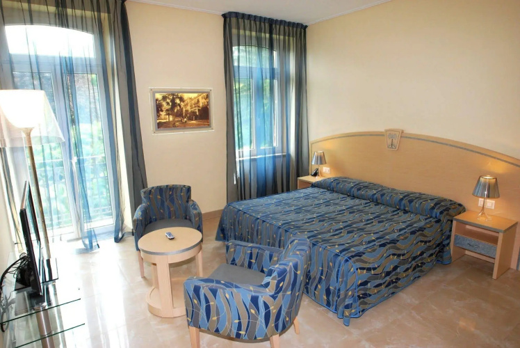 Continental Parkhotel