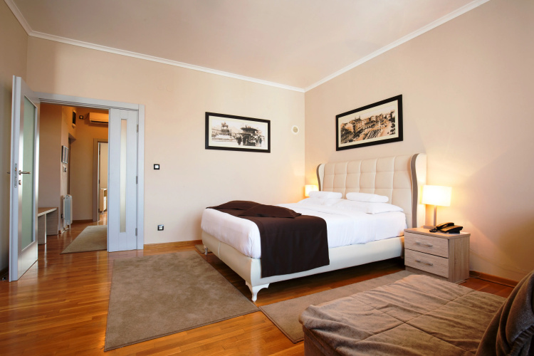 Nevski Hotel