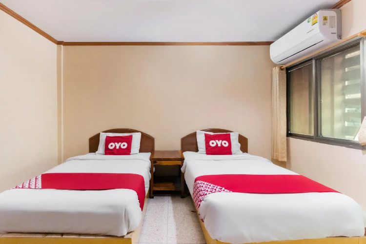 Chaiyaphruk Grand Hotel