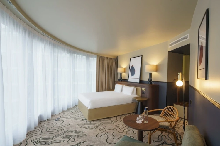 Double Suite