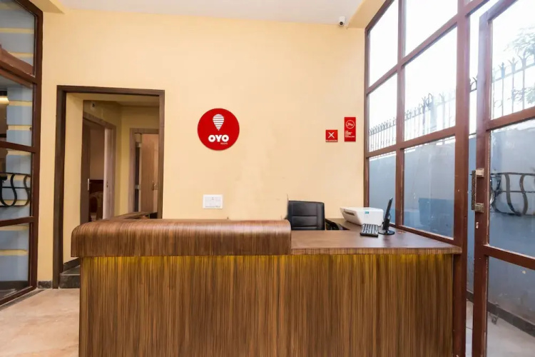 OYO Flagship 8999 Rajarhat