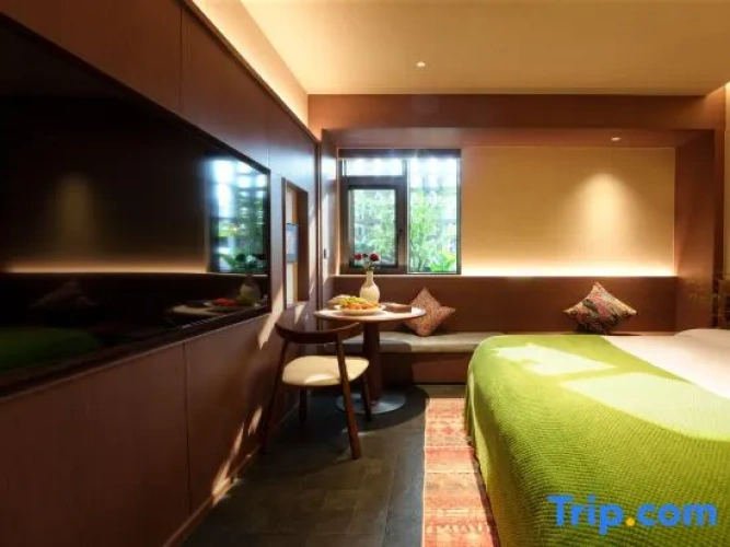 Standard Double room with garden view