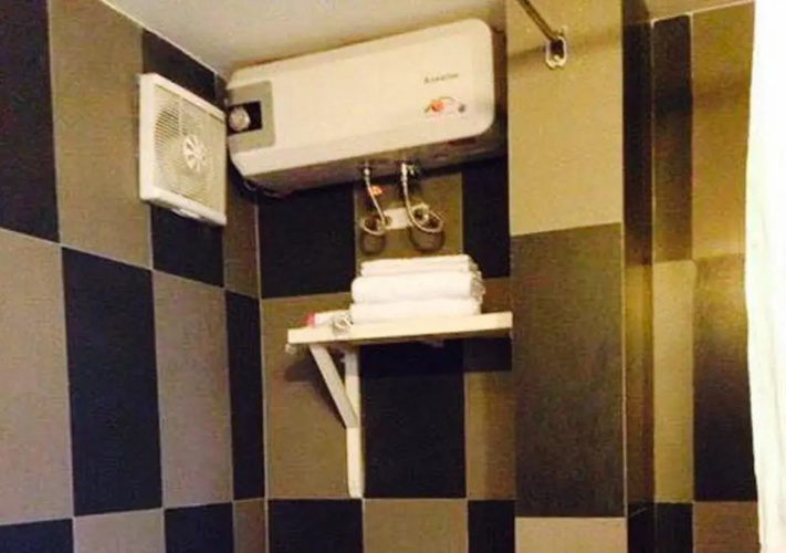 Ruby Bistro Hotel