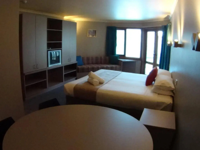 Hotel High Plains